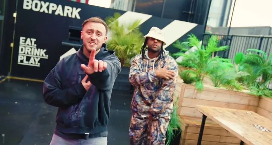 Sammy Angelo & Oritsé Williams Deliver R&B Heat on Love Me No More