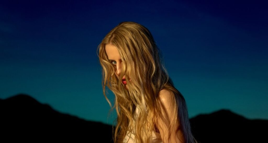 Name The Pet Shows Musical Diversity With Her New Album 'Än'