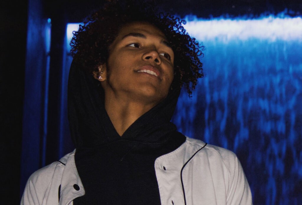 Alwyszay Is Back With Dreamy New Single Zone