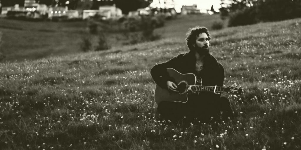 Luke De-Sciscio Presents The Video For I Gave You All My Love