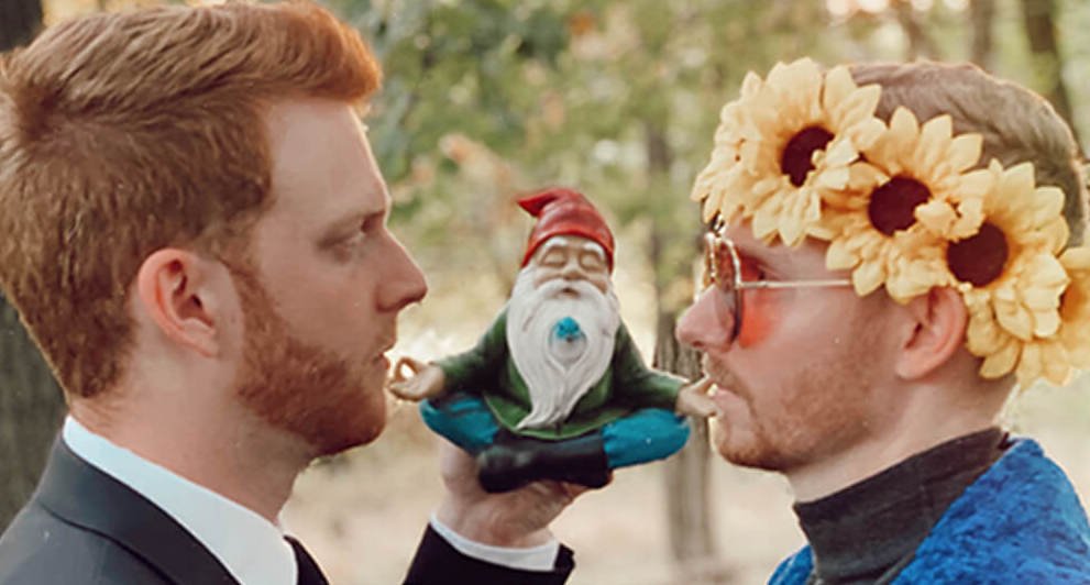 Big Love and Little Hollywood Thrill With New Single Enchanté Big Love and Little Hollywood Thrill With New Single Enchanté