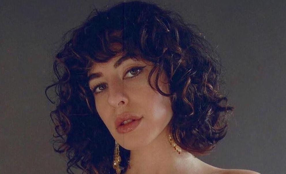 Emeryld Takes You On A Soul Searching Journey With Right There Emeryld Takes You On A Soul Searching Journey With Right There