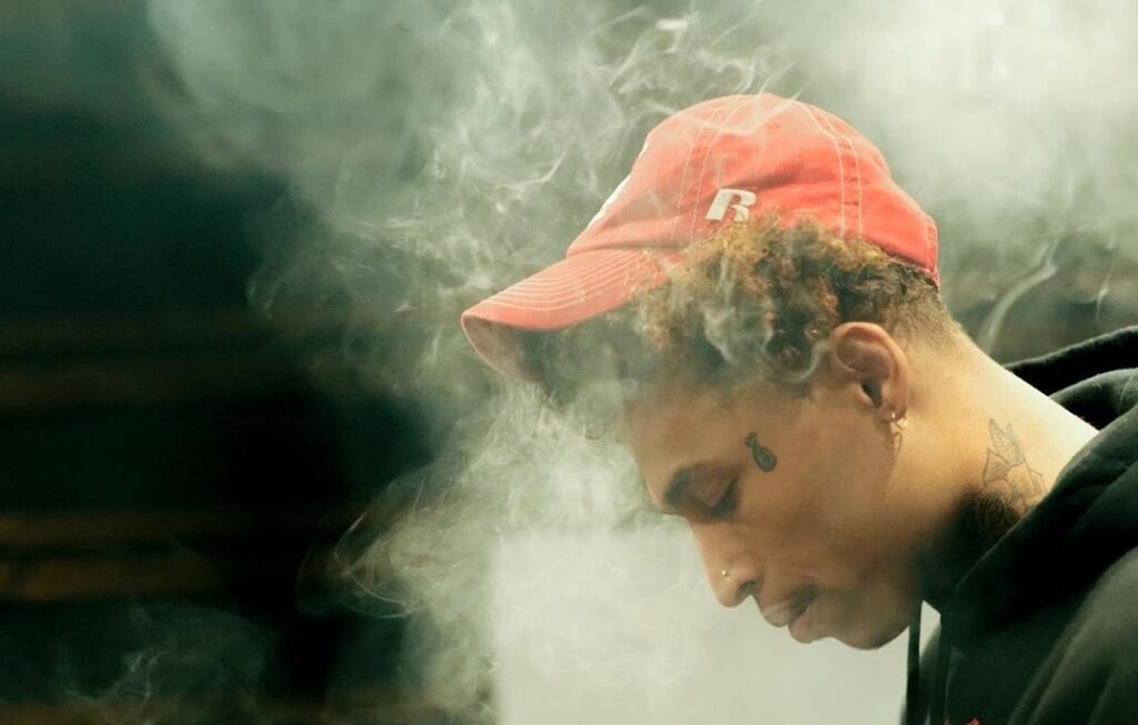 Tune Into The Mindset Of A Winner On Suburbans by SR TheMveMnt