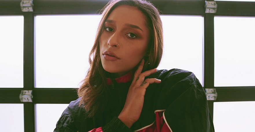 Amber Ryann Drops An Introspective Track ALONE