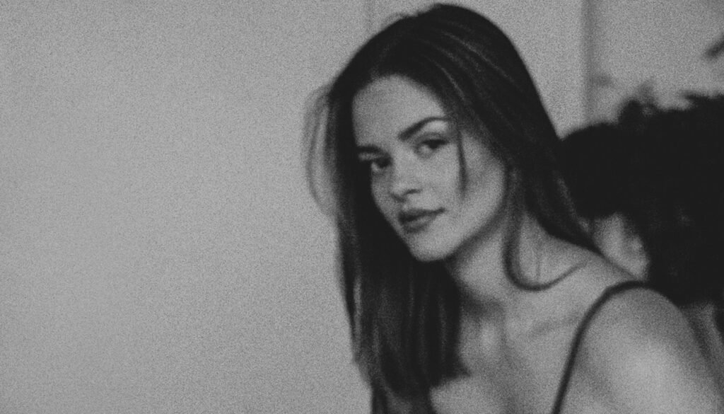 Faith Richards Drops Romantic Single Same Language Faith Richards Drops Romantic Single Same Language