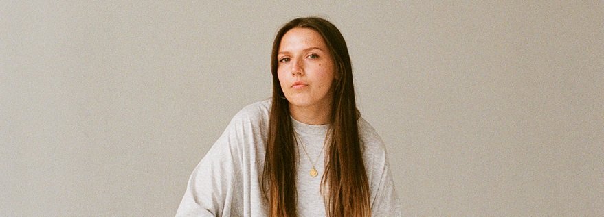 Sarah Carton Drops Ultimate Breakup Anthem Lemon Sarah Carton Drops Ultimate Breakup Anthem Lemon