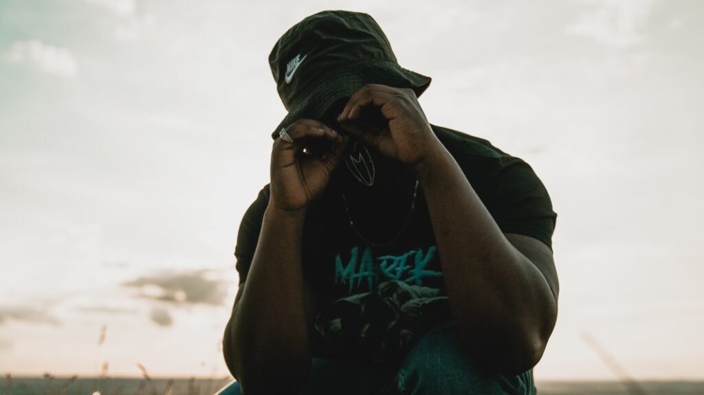 Junes UB x S Fiz Drop The Move Junes UB x S Fiz Drops The Move