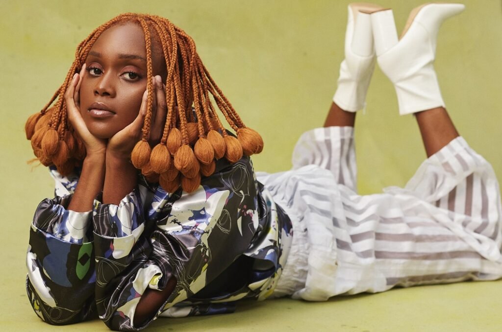 FALANA Seduces With Stunning Sophomore EP Rising FALANA Seduces With Stunning Sophomore EP Rising