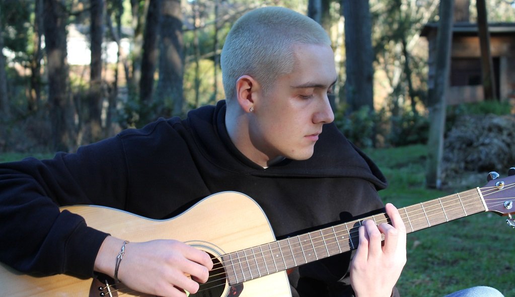 Zach Settle Releases The Reflective New Single To Be A Man Zach Settle Releases The Reflective New Single To Be a Man