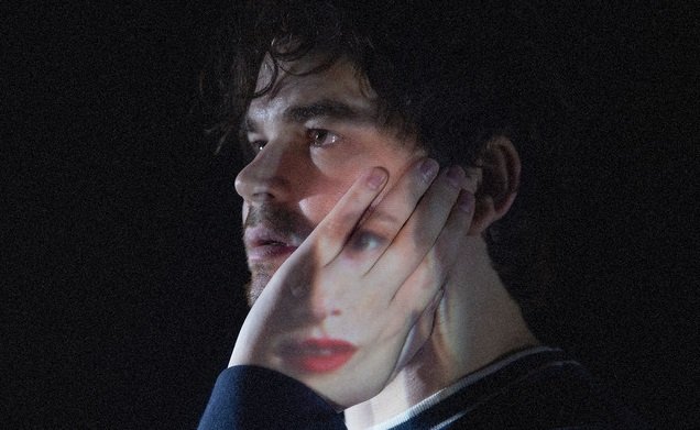 Marian Hill x Tennyson Feeds Our Appetite For Nostalgia On Pretend (2003) Marian Hill x Tennyson Feeds Our Appetite For Nostalgia On Pretend (2003)