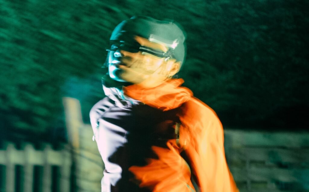 UK Alt-Pop Artist tmdistant Delivers Stunning New Track Fearless/Feel less