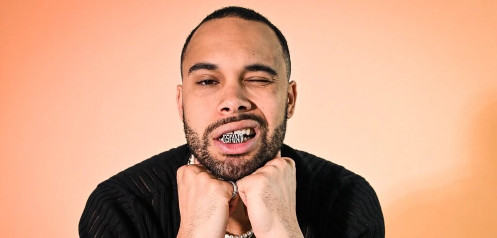 Santino Le Saint’s Whisky & Wine – A Heartfelt Acoustic Tale Of Unrequited Love Santino Le Saint's Whisky & Wine - A Heartfelt Acoustic Tale of Unrequited Love