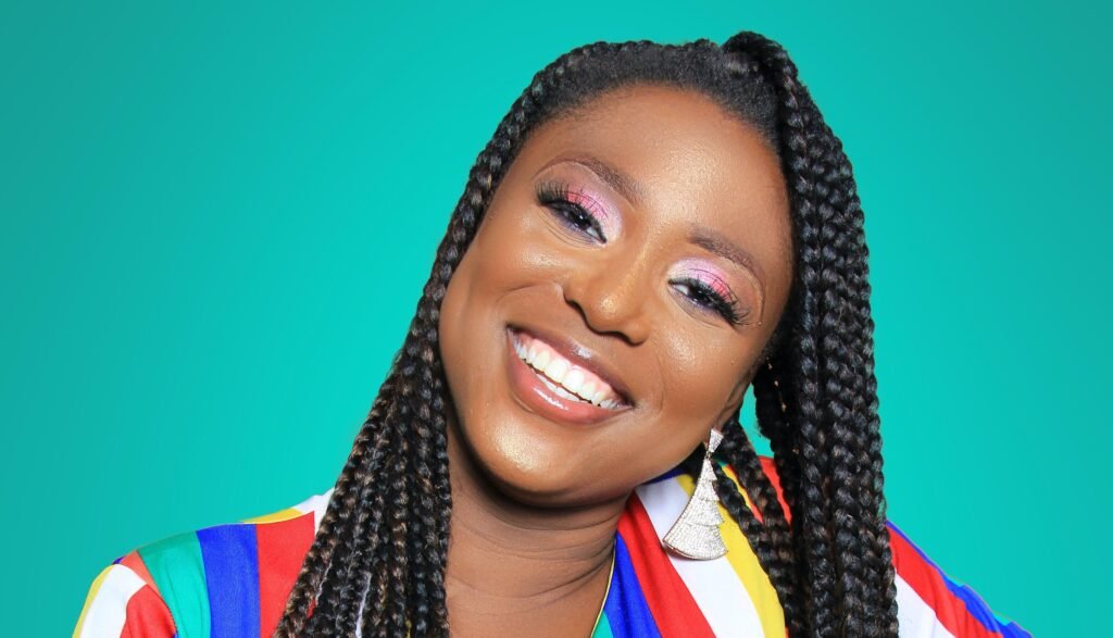 5 Reasons Why You Should Smile More When Dating (And How to Do It Right)