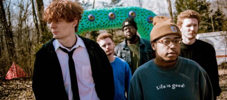 Willis “I Think I Like When It Rains” Song Meaning, Lyrics and Why It Sounds Like Something You Forgot