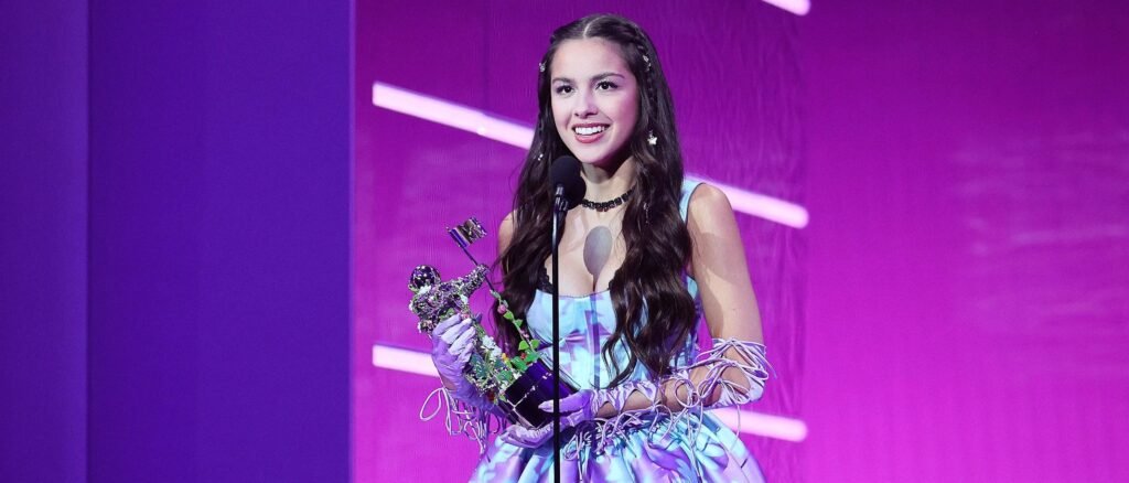 Olivia Rodrigo’s Traitor Lyrics: Unveiling the Heartbreak and Betrayal