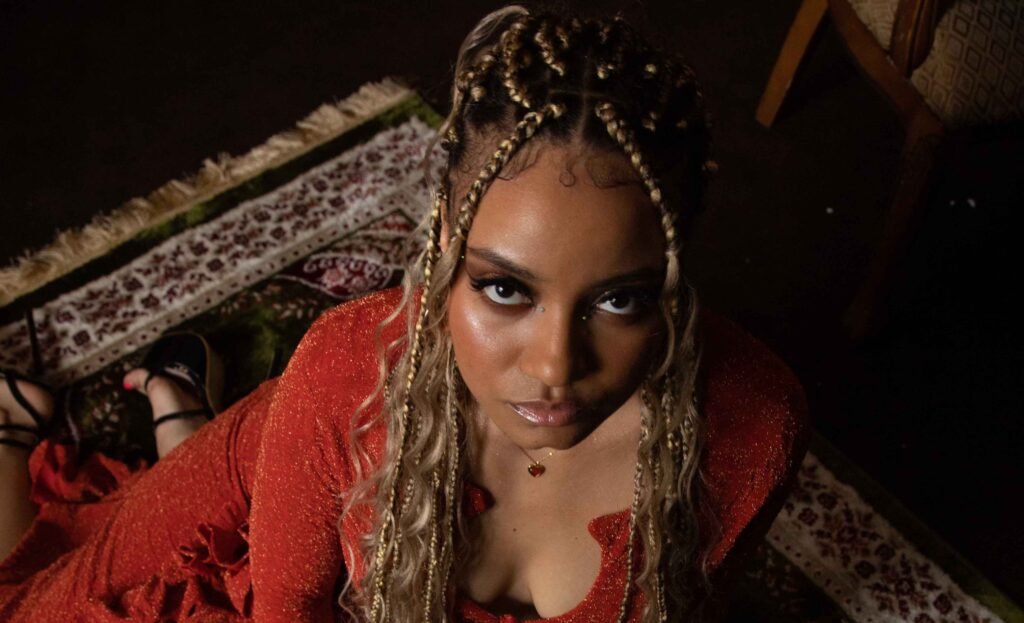 Mellissa’s Me & U Is The Anthem We Didn’t Know We Needed Mellissa's Me & U is the Anthem We Didn't Know We Needed