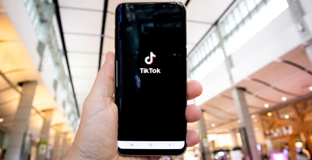 What Does Nudge Mean on TikTok: A Complete Guide