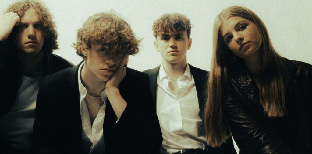 THE KITES' Sonic Odyssey: Drunk in Japan - A Musical Postcard from Tokyo's Neon Nights