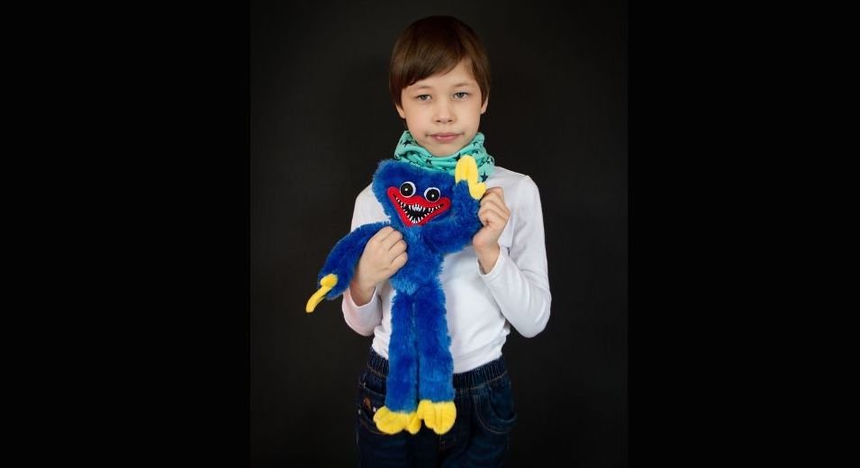 Huggy Wuggy: Exploring the Enigmatic Character from Poppy Playtime Huggy Wuggy: Exploring the Enigmatic Character from Poppy Playtime