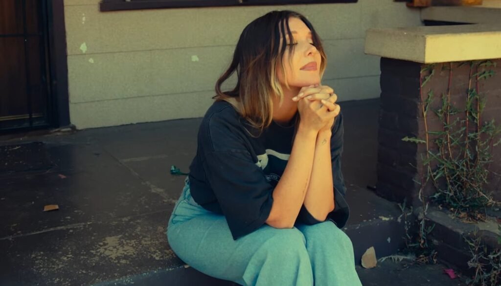 Bre Kennedy’s Hello: A Synth-Soaked Anthem Of Embracing Change Bre Kennedy's Hello: A Synth-Soaked Anthem of Embracing Change