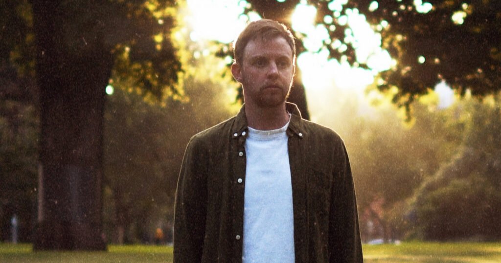 Daniel Trakell's Still - An Unvarnished Echo of Melancholy and Resilience