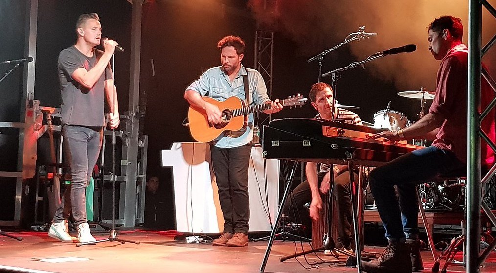 Somewhere Only We Know by Keane: A Lyrical Odyssey and Its Creation Somewhere Only We Know by Keane: A Lyrical Odyssey and Its Creation