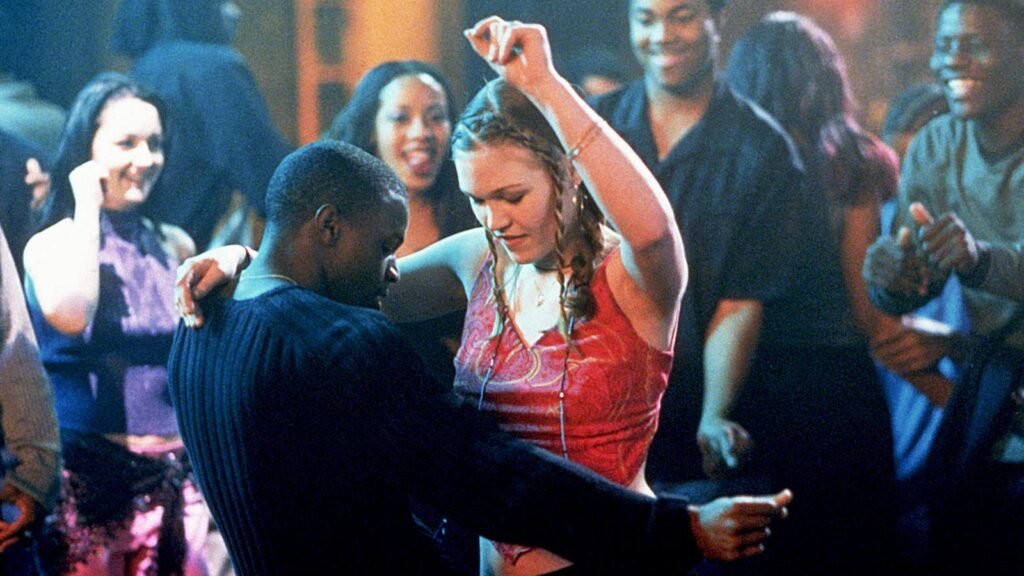Julia Stiles and Sean Patrick Thomas in Save the Last Dance
