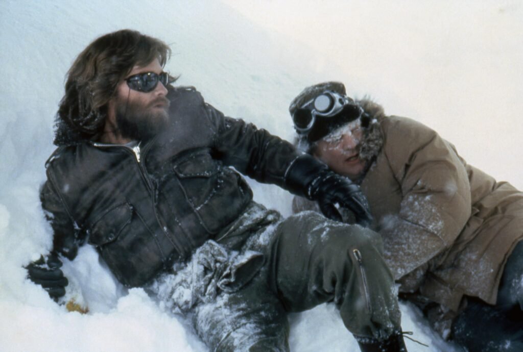 Kurt Russell and Charles Hallahan in The Thing (1982)