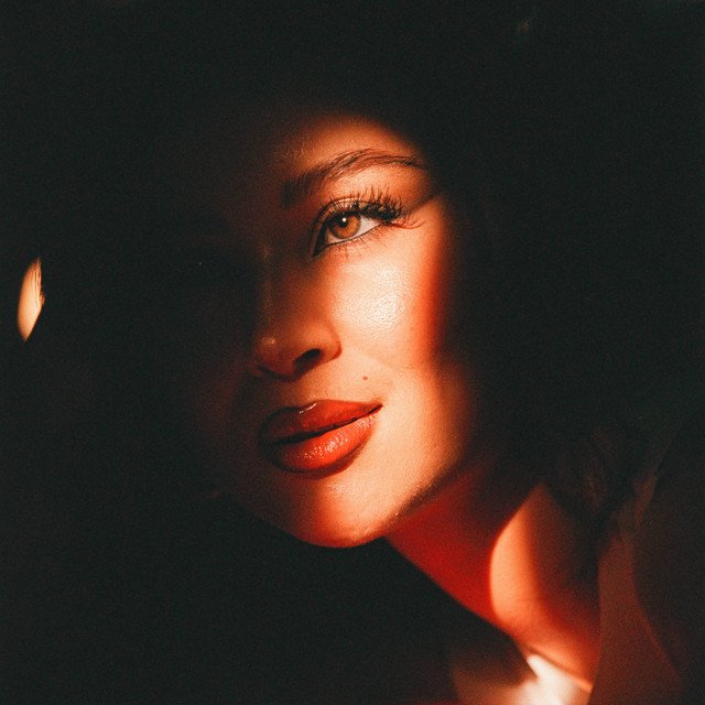 Tiger Del Flor Living in the 90s song cover