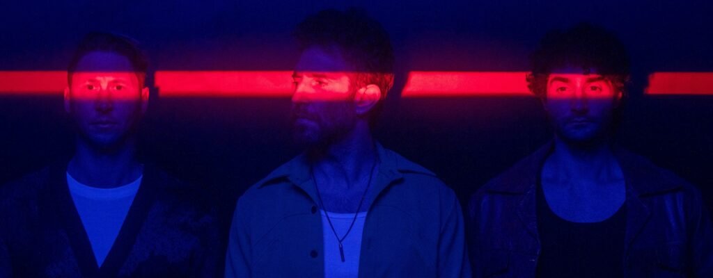 Fake a Happy Face! by Smallpools: An Anthem for the Disguised Struggle