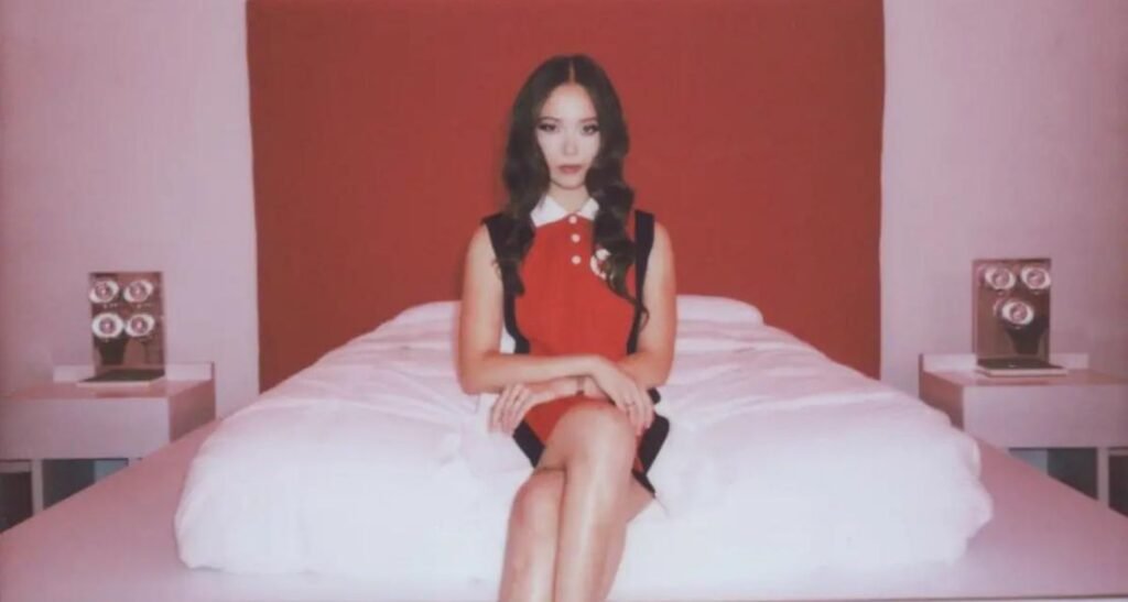 Laufey's From The Start: An Intoxicating Jazz-Pop Gem of Unrequited Love