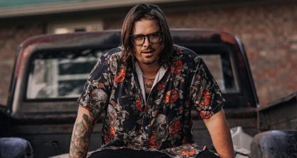 Waking Up on the Wrong Side: A Breakdown of Hardy's Truck Bed