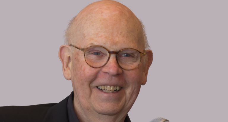 Press conference in Museum Ludwig, Cologne, for the opening of the exhibition "Claes Oldenburg - The Sixties" © Raimond Spekking / CC BY-SA 4.0 (via Wikimedia Commons)