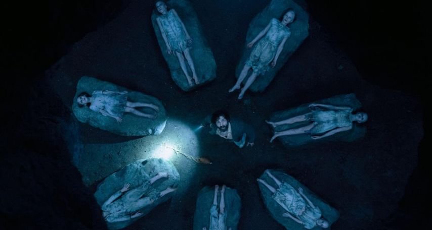 David Alpay, Emma Rose Smith, Sugar-Daisy Torrens, Carter Bryant, Isobel Del Degan, Carmelo Marquette, Altyn Hood, Eli Reade, and William Cheverie in Once Upon a Time... (2023)