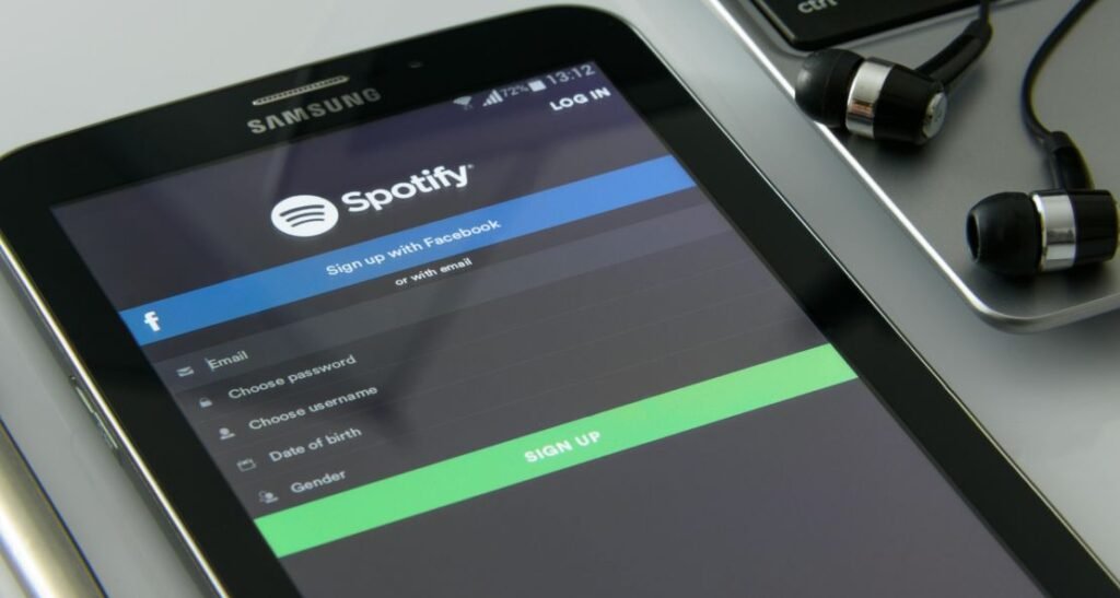 Why Is Spotify Suddenly At Odds With Apple? Why Is Spotify Suddenly At Odds With Apple?