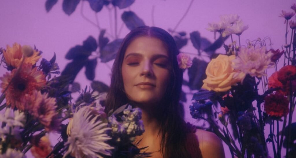 Unplug, Unwind, Uplift with Back To Earth by Julia Kahn Unplug, Unwind, Uplift with Back To Earth by Julia Kahn