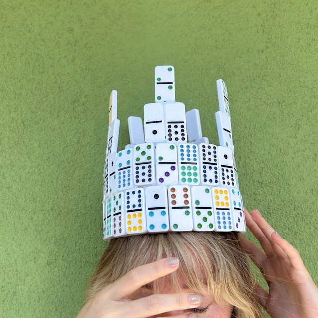 Unknown Venus Dominoes song cover