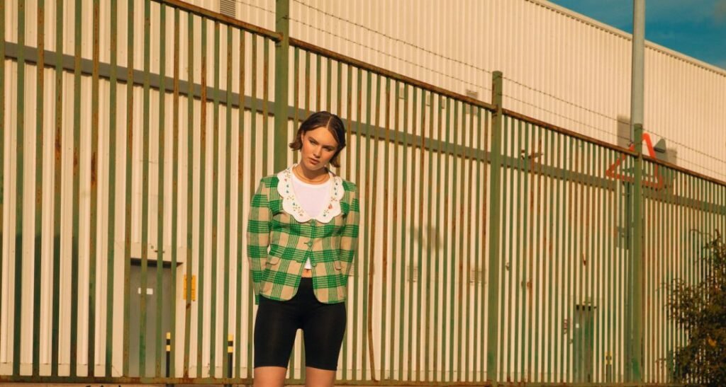 Funeral by Moli: A Haunting & Emotional Exhumation of Fractured Friendships Funeral by Moli: A Haunting & Emotional Exhumation of Fractured Friendships