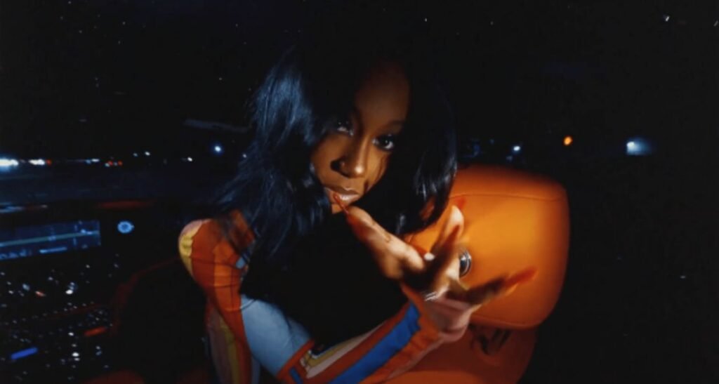 Flo Milli: Never Lose Me Lyrics — A Symphony of Confidence