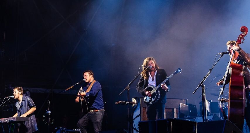 Mumford & Sons, performing at Aviemore, Scotland in 2015 photo cr Stefan Schäfer, Lich