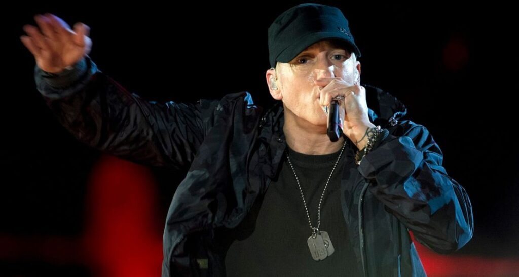 Breaking Down Eminem's Killshot Lyrics: A Deep Dive into the Feud with Machine Gun Kelly