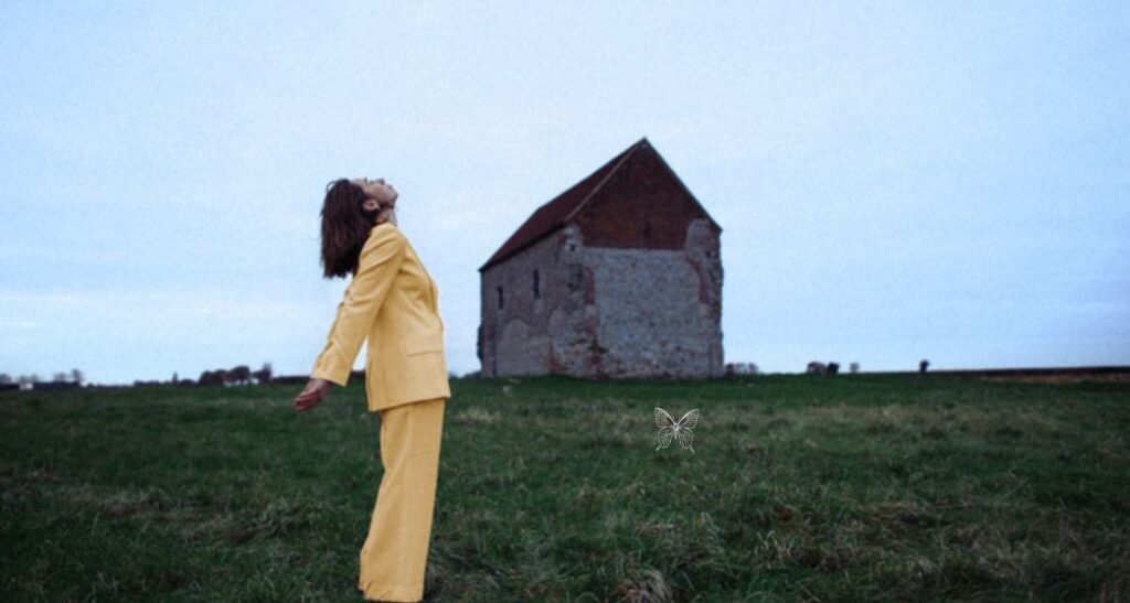 Marie Naffah Mother of Pearl: A Barebones Ballad That Packs an Emotional Punch