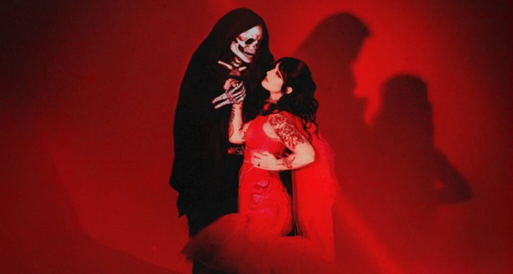 MOTHICA Another High: The Allure of Darkness Wrapped in Pop