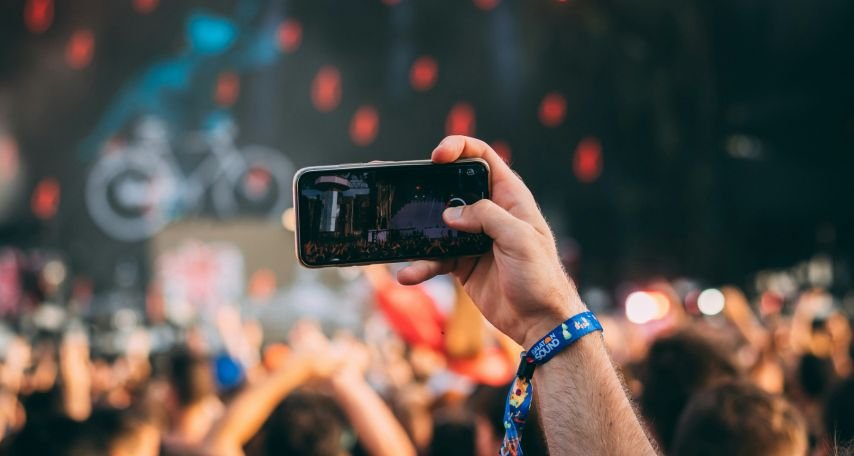 The Power of Connection: How Fan Engagement Drives the Modern Music Industry