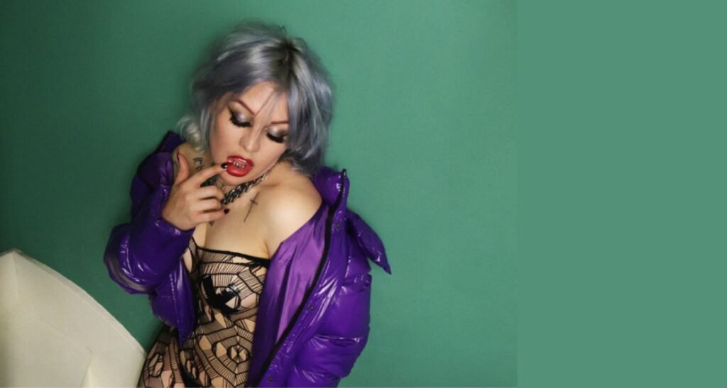 Òlah Bliss's Bang Bang: Unexpected Turns