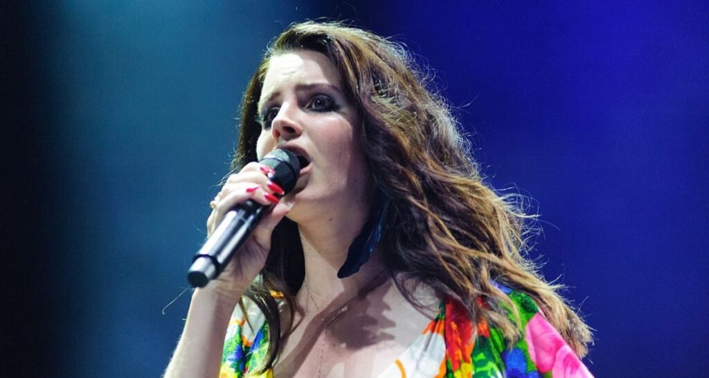 Say Yes to Heaven: Lana Del Rey’s Anthem of Surrender and Yearning Say Yes to Heaven: Lana Del Rey’s Anthem of Surrender and Yearning