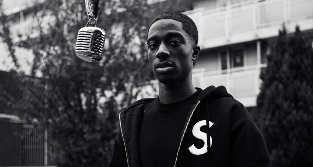 JBEE Returns with Deja Vu: A Sharp Turn in North London’s Rap Scene JBEE Returns with "Deja Vu": A Sharp Turn in North London's Rap Scene