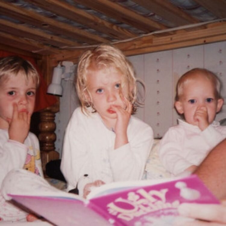 Lenn Older Sister Song Artwork