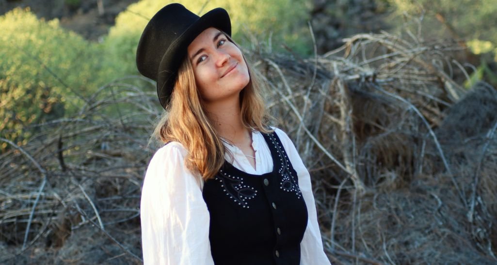 Don’t Kill The Butterfly: Luna Keller Transforms Personal Pain into Delicate Musical Poetry Don't Kill The Butterfly: Luna Keller Transforms Personal Pain into Delicate Musical Poetry