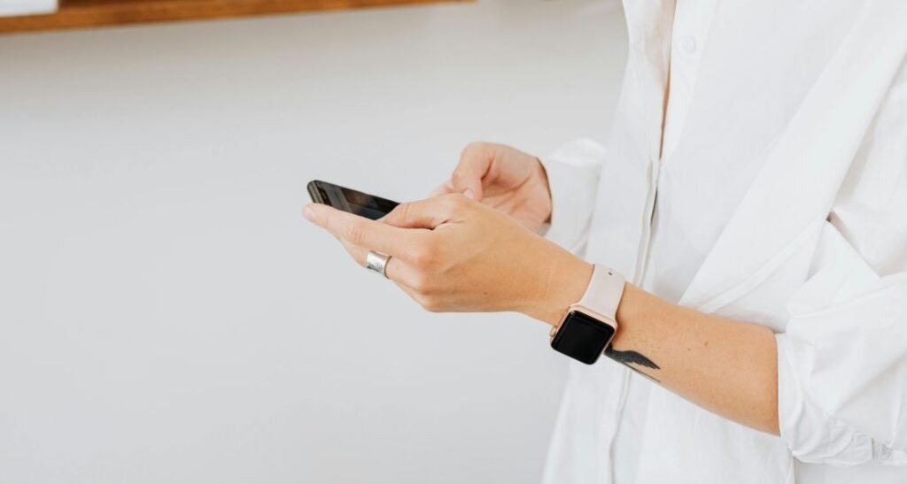 Inside RedNote: How TikTok Refugees Sparked an Unexpected Digital Revolution Inside RedNote: How TikTok Refugees Sparked an Unexpected Digital Revolution